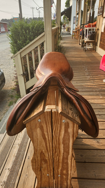 18" Antares Close Contact jump Saddle
