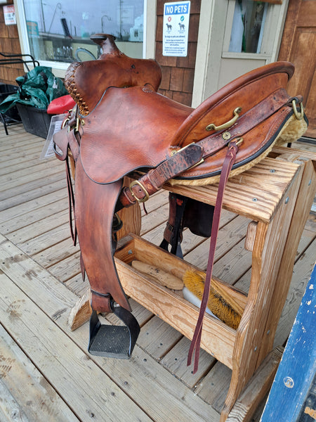 15.5" Fred Hook Trail Saddle