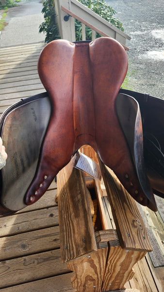 17.5" Crosby Prix de Nations Jump Saddle