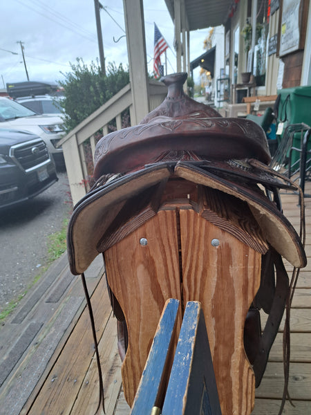 16" Western Trail/Equitation Saddle