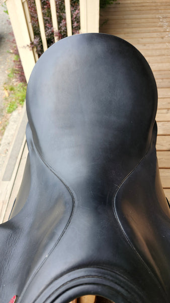 18" Jeffries Elite Dressage Saddle