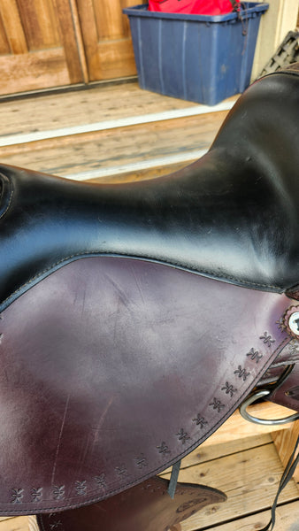 17" Circle Y Alabama Trail Gaiter Trail Saddle