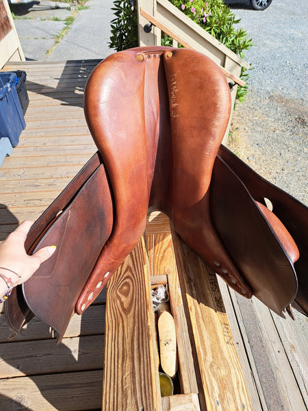 18" Bruno Delgrange Partition Jump Saddle