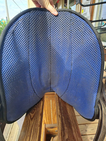 15" Torsion Treeless Saddle