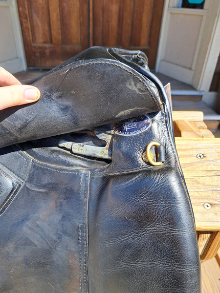 17" Collegiate Dressage saddle