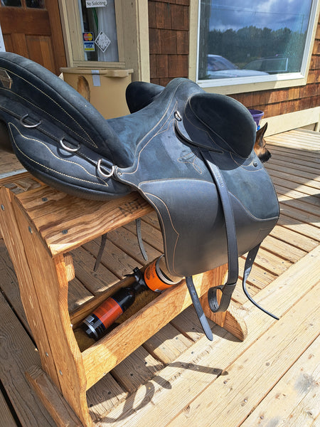 XL Wintec Pro Hart Australian Stock Saddle