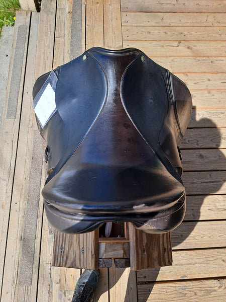 17" County Dressage Saddle