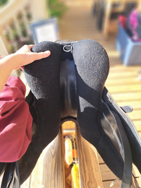 18" Arabian Saddle Co. Solstice Endurance Saddle