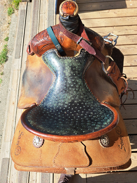 15" Stray Star Custom Roping Saddle Package