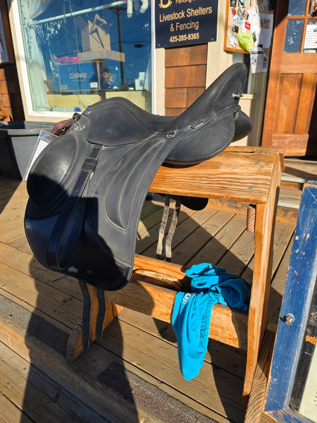16.5" Wintec Pro Endurance Saddle