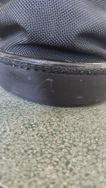 NEW Size 4 Soft Ride Boot
