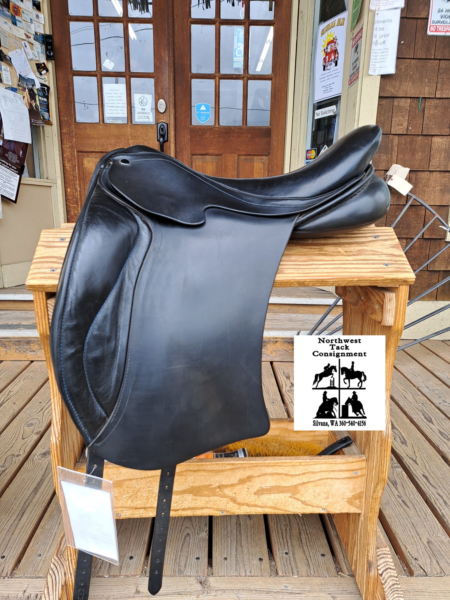 18" JRD Dressage Saddle