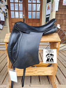 18" JRD Dressage Saddle