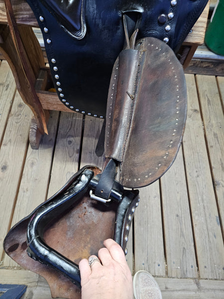 15" Simco Buena Vista Endurance saddle