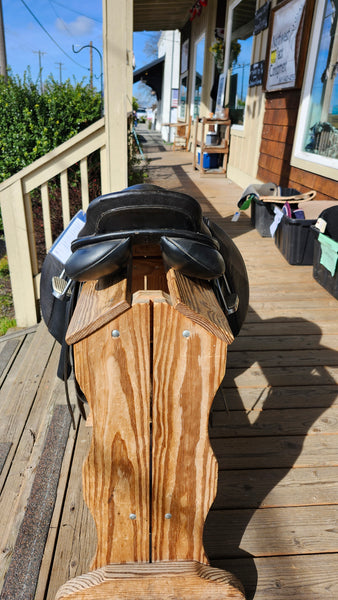 18" Anky Dressage Saddle