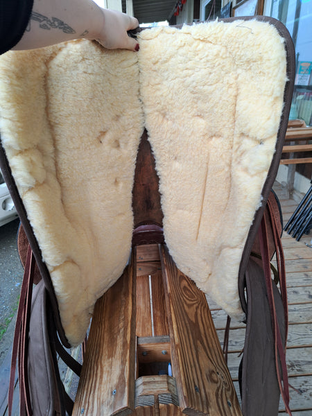 16" Big Horn Synthetic Draft Saddle