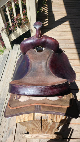 15" Amtech Western Trail Saddle