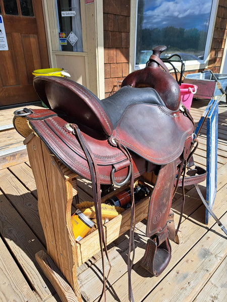 15" Circle Y Omaha Flex2 Western Trail Saddle