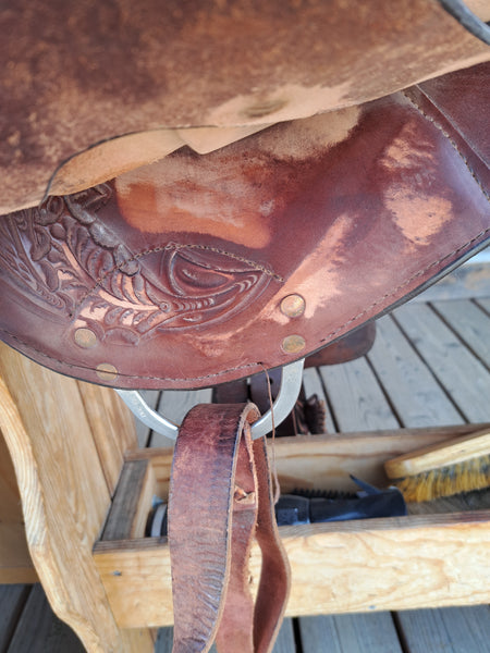 ON TRIAL 16" Blue Ridge Barrel Saddle