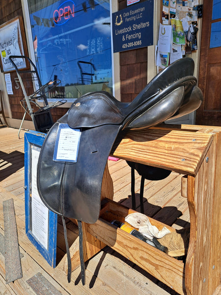 17.5" Karl Niedersuss Symphonie Dressage Saddle