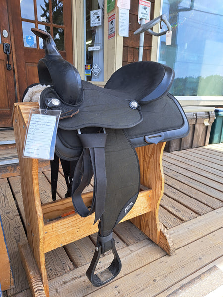 15" Abetta Synthetic Western Saddle