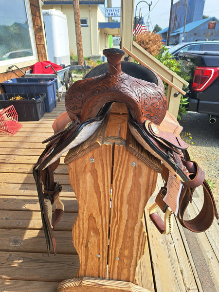 13" Double T Barrel Saddle