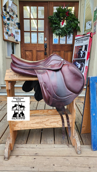 18" Devoucoux Chiberta Lab Monoflap Jump Saddle