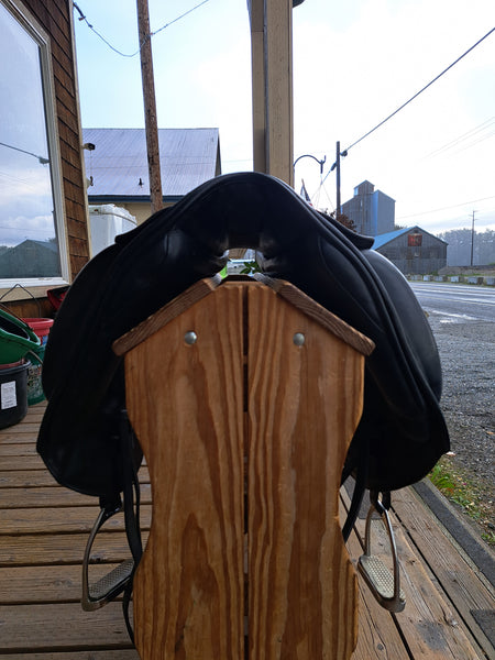 17" Lazer Monoflap Dressage Saddle