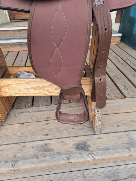 15" King Series Krypton All Around Saddle