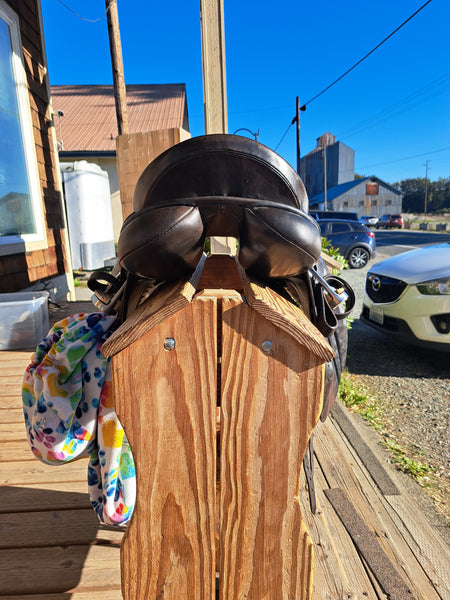 17" Black Country Dressage Saddle