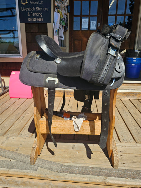 17" King Series Krypton Trail Saddle