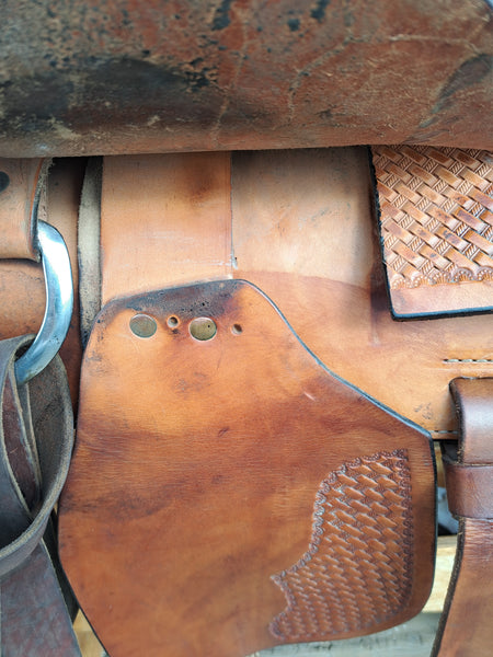 15" Weaver Western Saddle