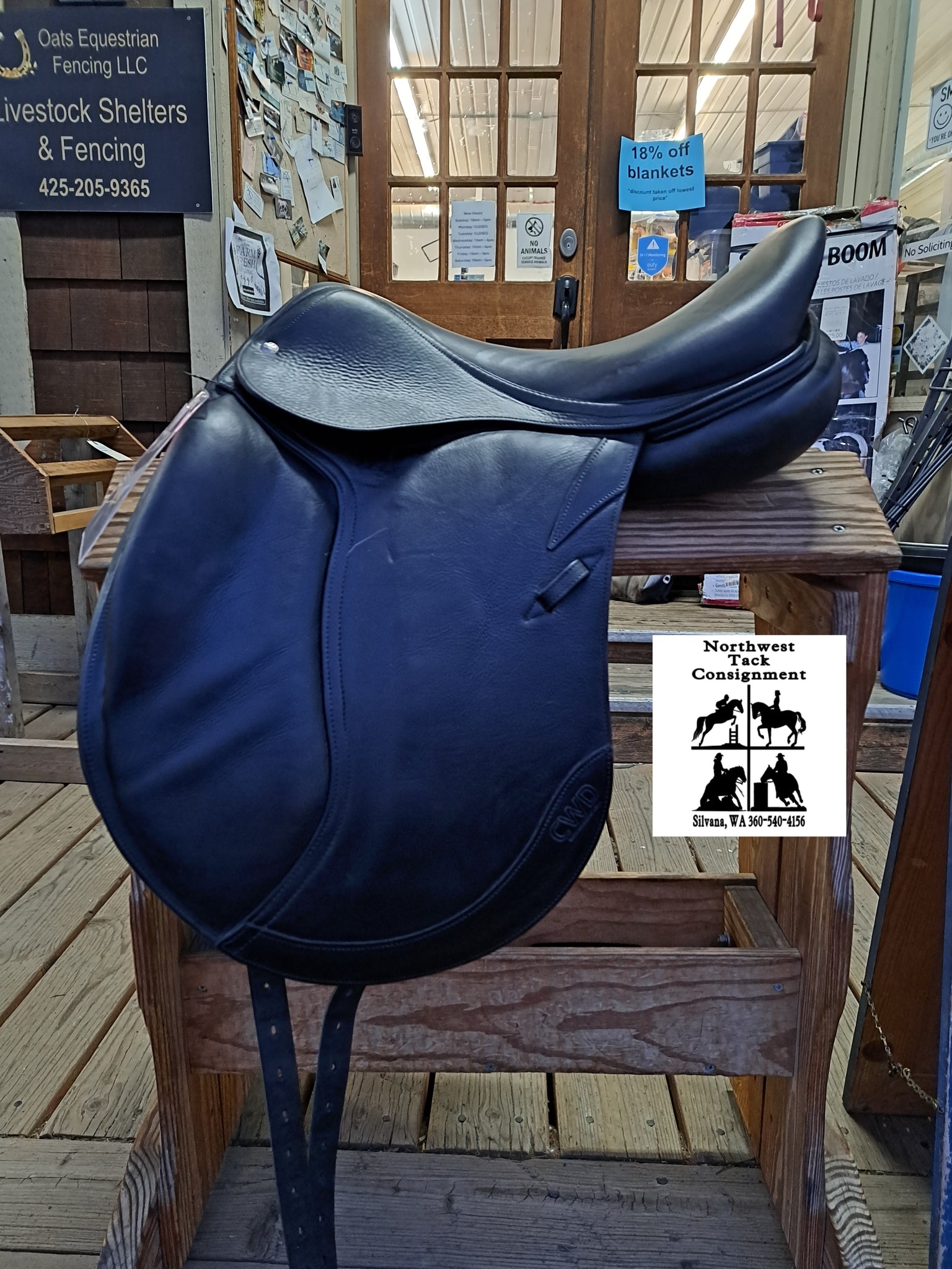 18" CWD SE24 Monoflap Dressage Saddle