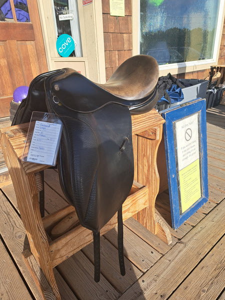 18" Rembrandt Integra Dressage Saddle