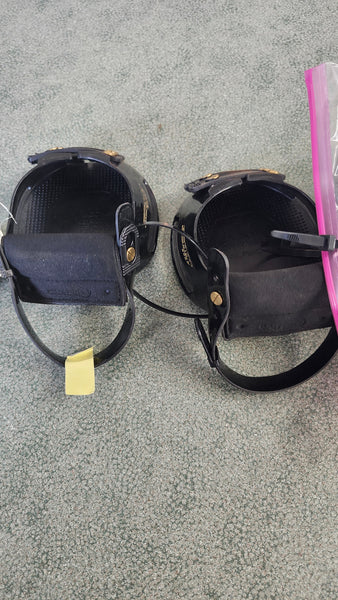 ON TRIAL NEW Size 00 Scoot Boot Pair