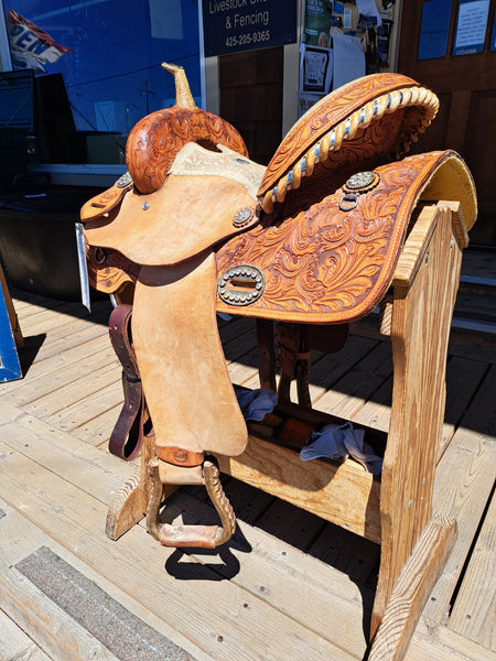 14" Alamo Barrel Saddle