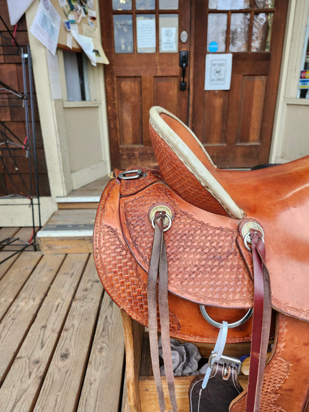 16" Riders Choice Wade Ranch Saddle