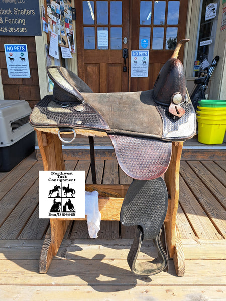 17" Hilason Treeless Barrel Racing Saddle