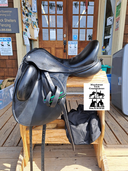 18" Custom Saddlery Icon Flight Dressage Saddle