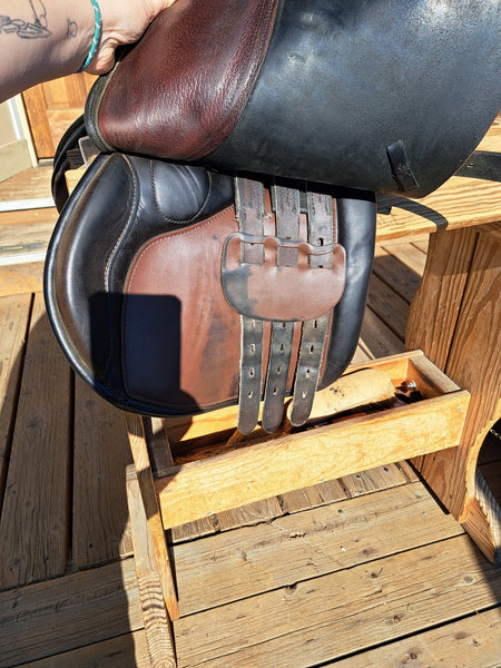 18" Berney Bros Close Contact Saddle