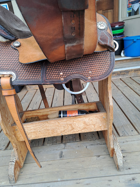 15.5" Circle Y Mercedes Barrel Saddle