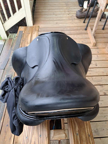 ON TRIAL 17.5" Custom Greg Allan Dressage Saddle