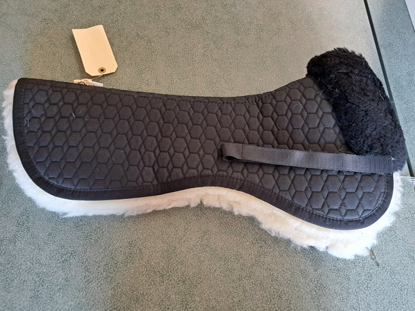 Mattes Fleece Half Pad