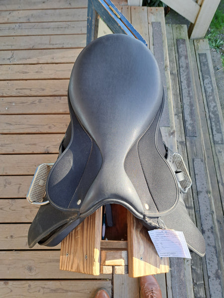 ON TRIAL 17" Thorowgood Griffin All Purpose English Saddle
