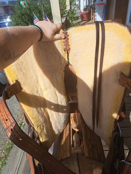 16" Circle Y Flex-Lite Durango Mule Trail Saddle