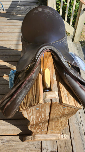 18" Wintec All purpose Englsih Saddle