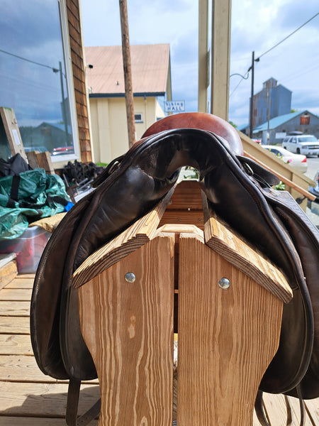 18" Kieffer Dressage Saddle