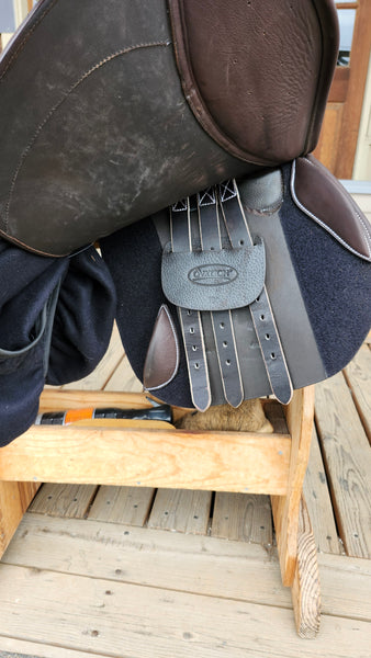 19" Ovation Close Contact Saddle