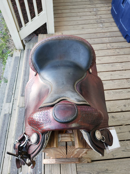 16" Saddle King Roper / All Around Saddle