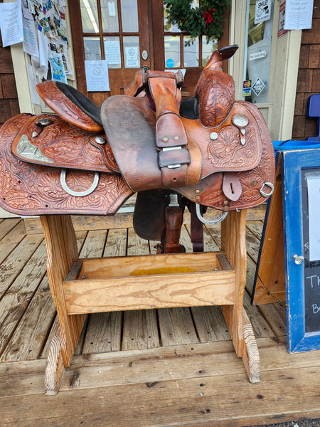 15.5 Circle Y Equitation Show saddle